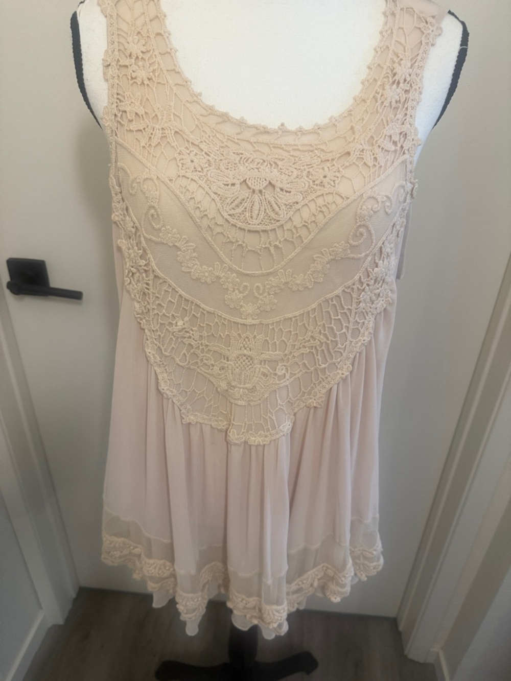 Ultra Beige Lace-Front Cream Crochet Sleeveless Camisole Top